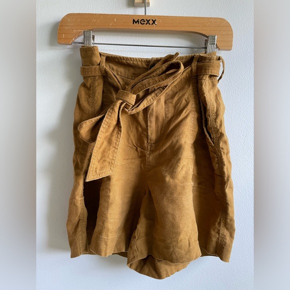 Brown linen shorts - Picture 3 of 12